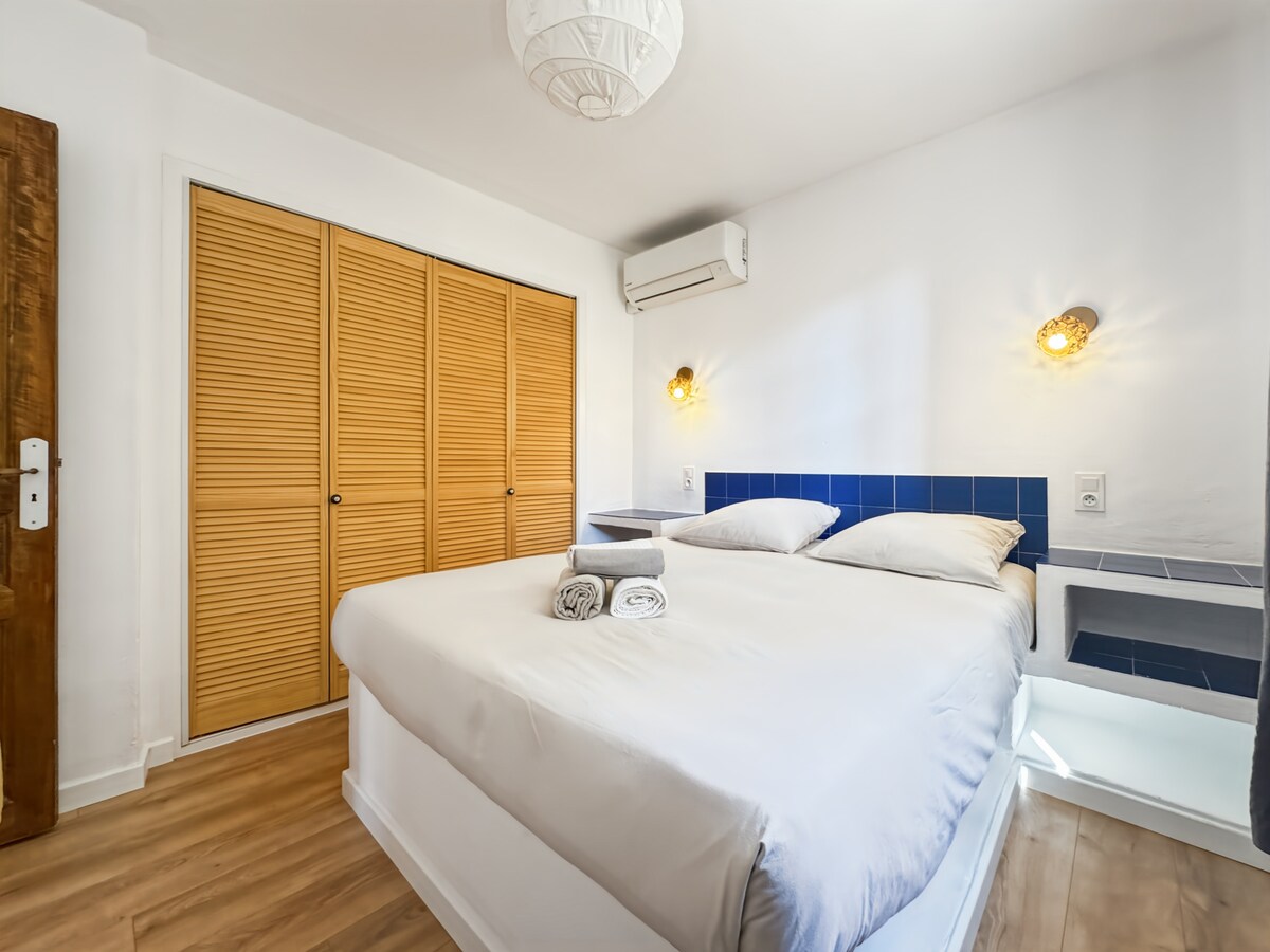 Calypso ★ 80 m de la plage via un chemin privé - Jusqu'à 6 personnes.