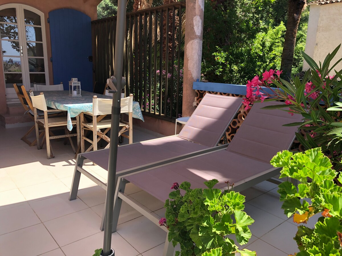 Calypso ★ 80 m de la plage via un chemin privé - Jusqu'à 6 personnes.