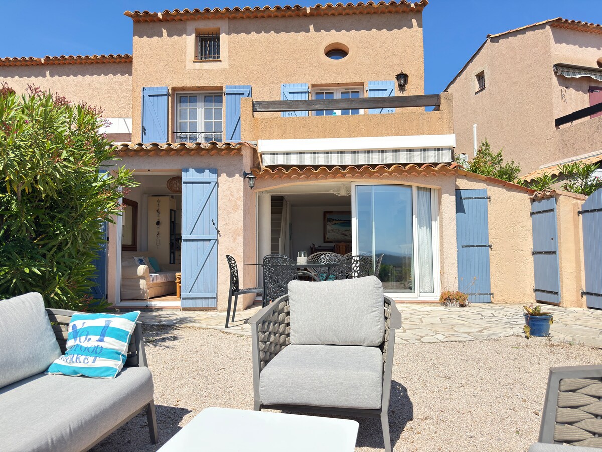 Mazet Alabrena ★ Vue sur mer & Jardin - Jusqu'à 8 personnes. À seulement 5 m...