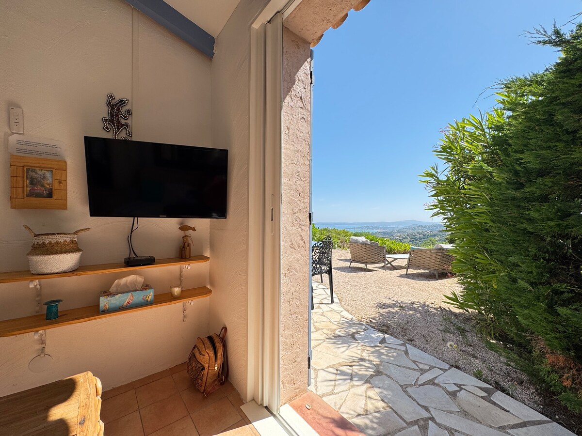 Mazet Alabrena ★ Vue sur mer & Jardin - Jusqu'à 8 personnes. À seulement 5 m...