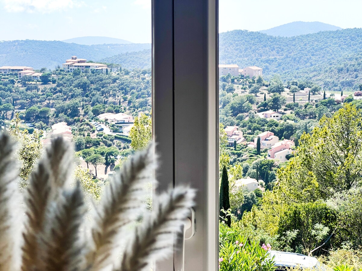 Mazet 2★ Vue mer aux Issambres - Jusqu'à 6 personnes