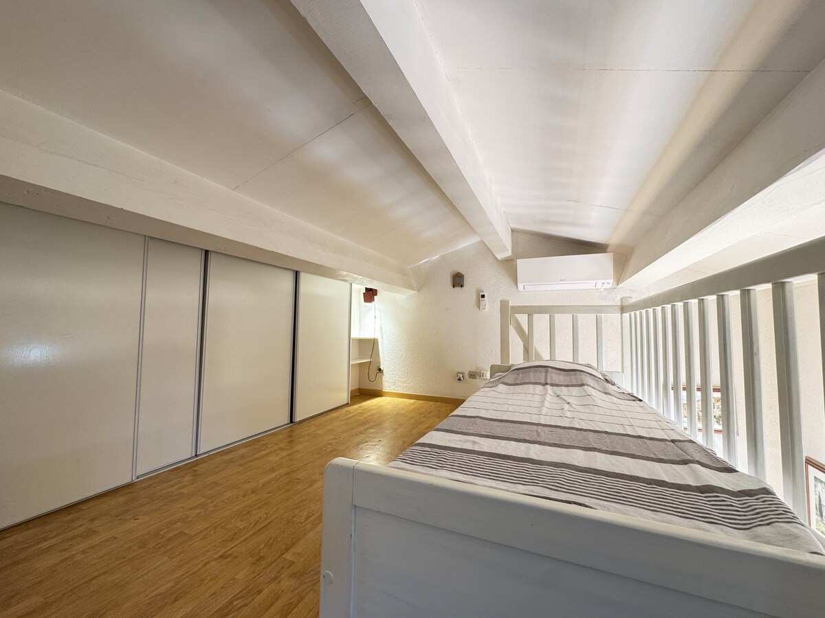 Mazet Alabrena ★ Vue sur mer & Jardin - Jusqu'à 8 personnes. À seulement 5 m...