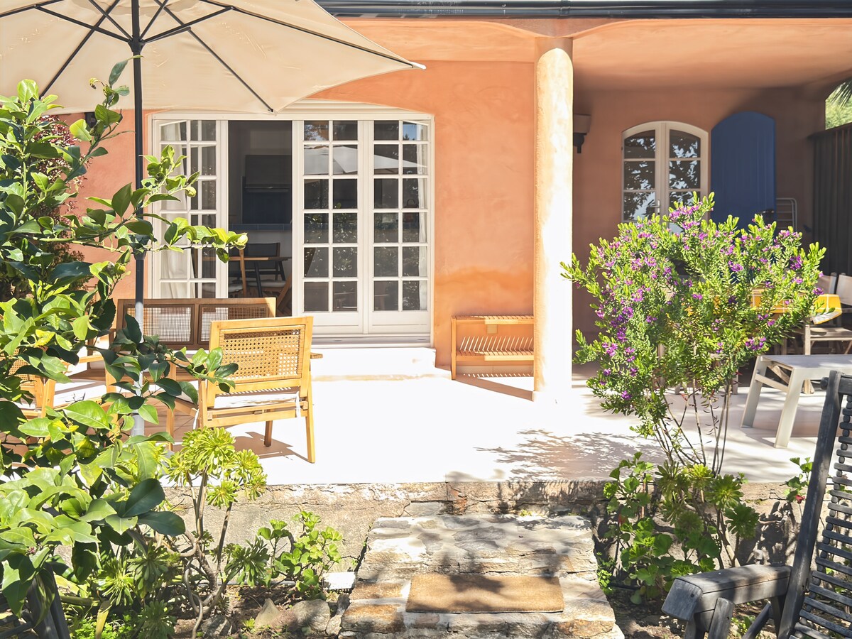 Calypso ★ 80 m de la plage via un chemin privé - Jusqu'à 6 personnes.