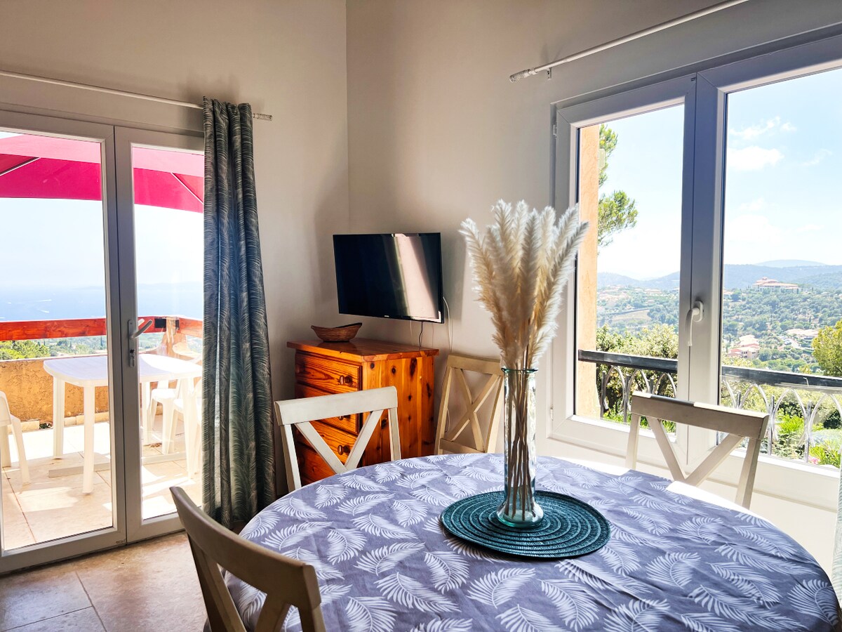Mazet 2★ Vue mer aux Issambres - Jusqu'à 6 personnes
