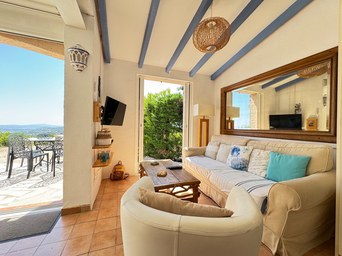 Mazet Alabrena ★ Vue sur mer & Jardin - Jusqu'à 8 personnes. À seulement 5 m...