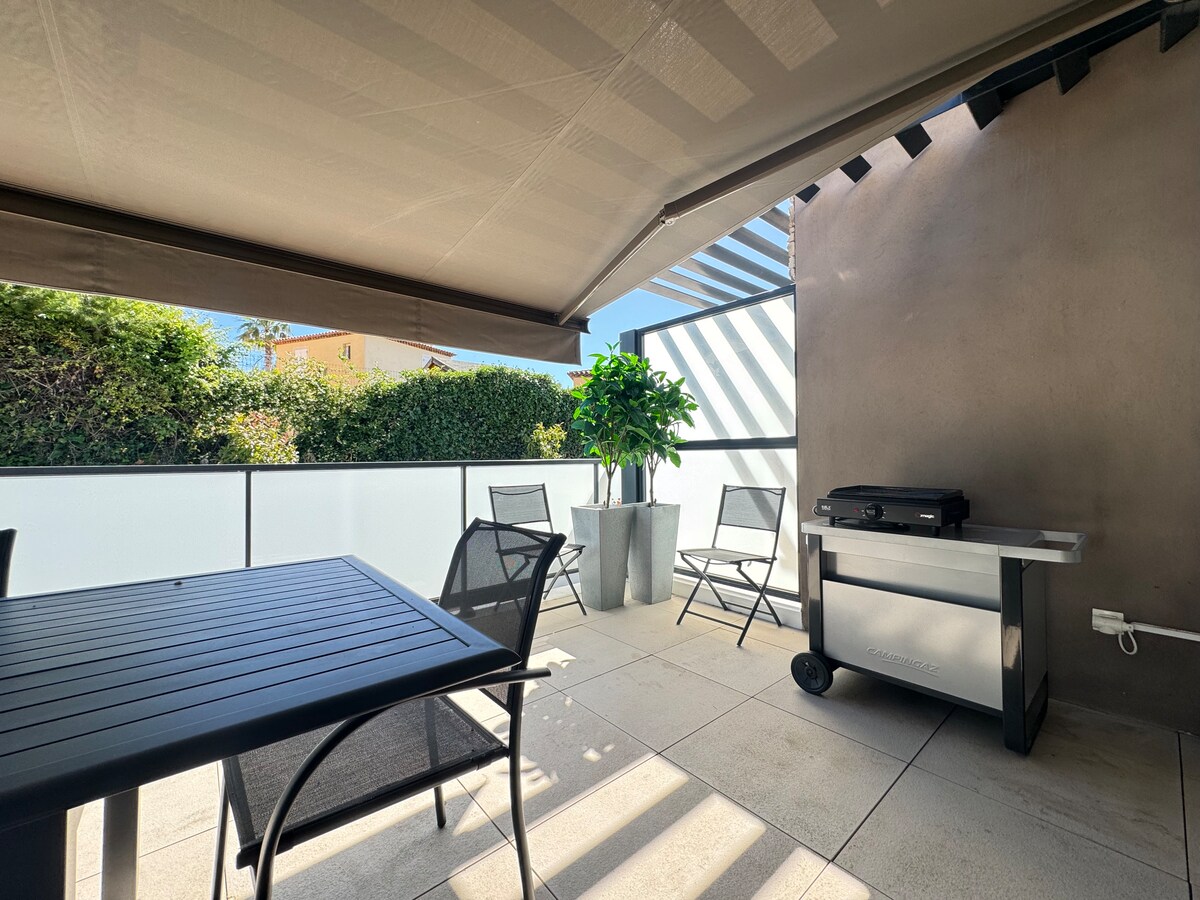 Exterior image 10